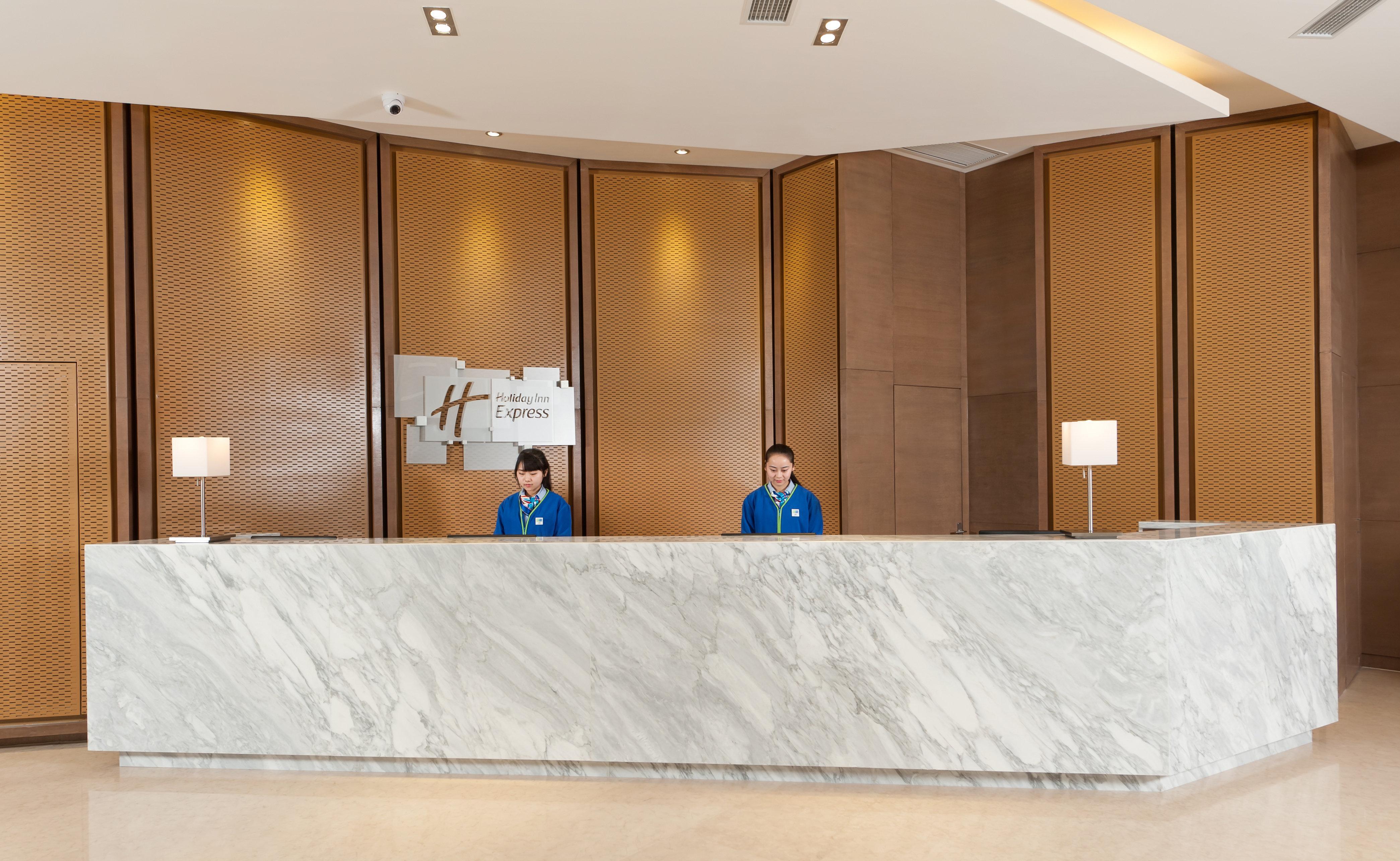 Holiday Inn Express Chengdu West Gate By Ihg Kültér fotó